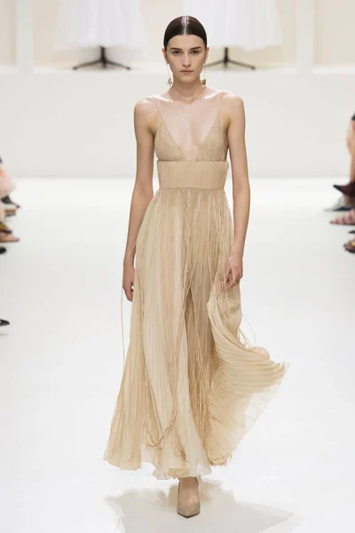 Look 55
